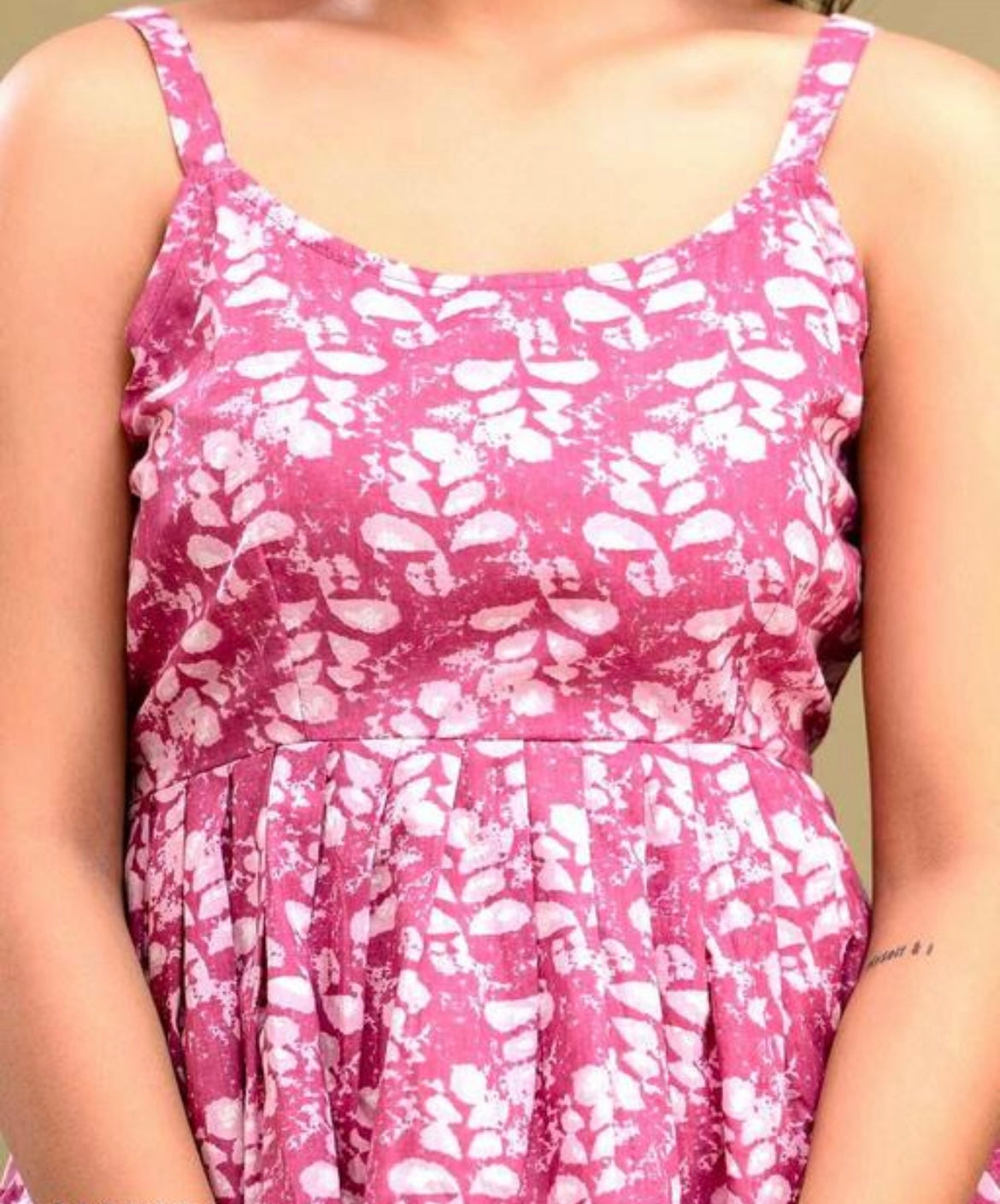 Dusty Rose Floral Flared Sleeveless Top